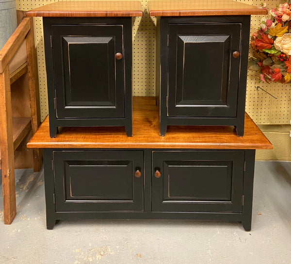 Set-Coffee Table with 4 Doors & 2 End Tables