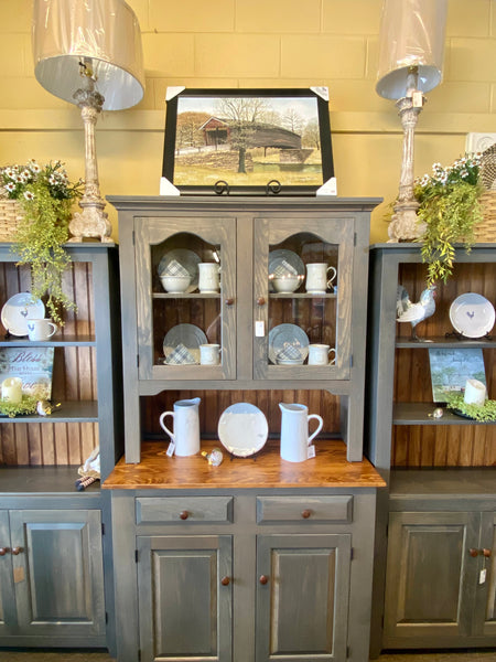 Hutch-CT107 Classic-Smoke with Seely