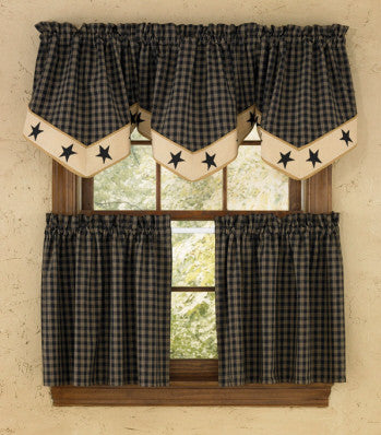 Sturbridge Star Lined Tiers - Black