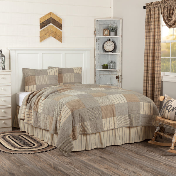 Sawyer Mill Charcoal Quilt Set