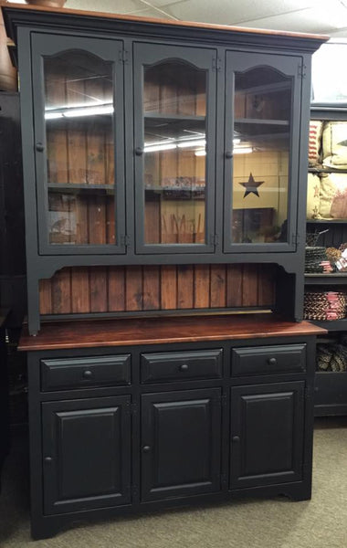 Hutch-J6 with 3 Doors