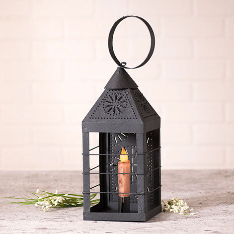 Farmhouse Lantern in Textured Black