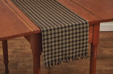 Sturbridge Table Runner - Black