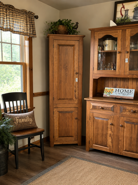 Bachelor's with Raised Panels - Seely