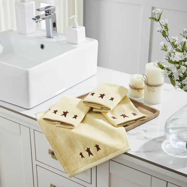 Burgundy Prim Stars Creme Washcloth Set