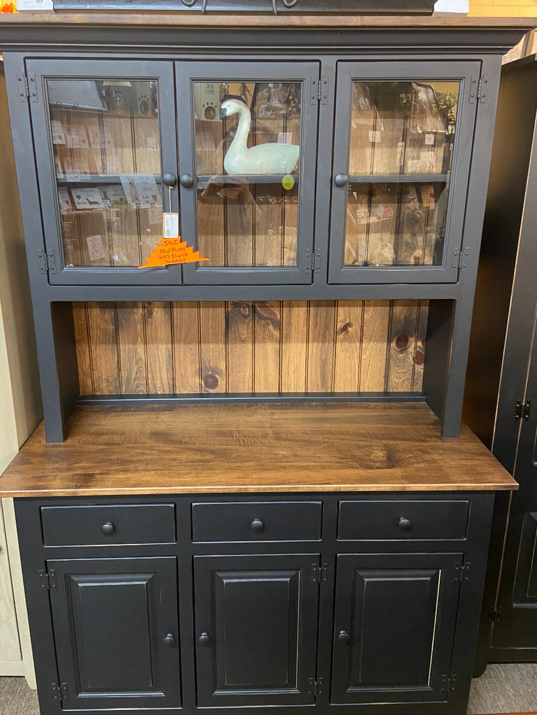 J400 Kitchen Hutch with 3 Doors