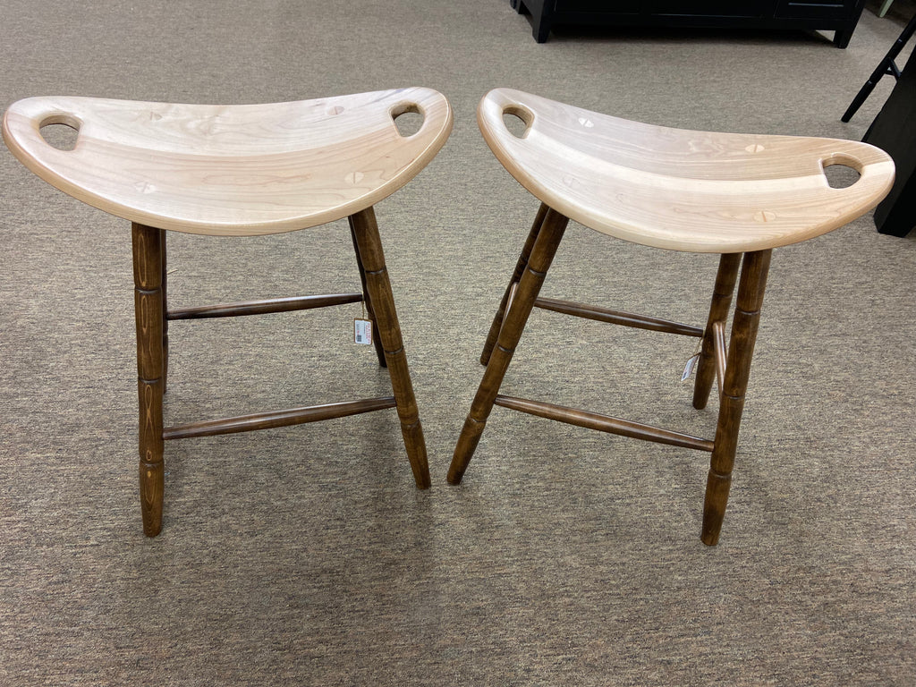 Stool-Saddle - Special Walnut with Clear Coat - Set of 2