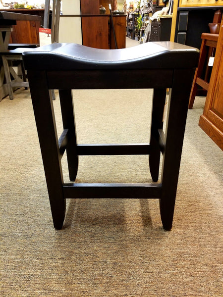 Antique Briar Clifton Stool displayed in Brown Maple Wood