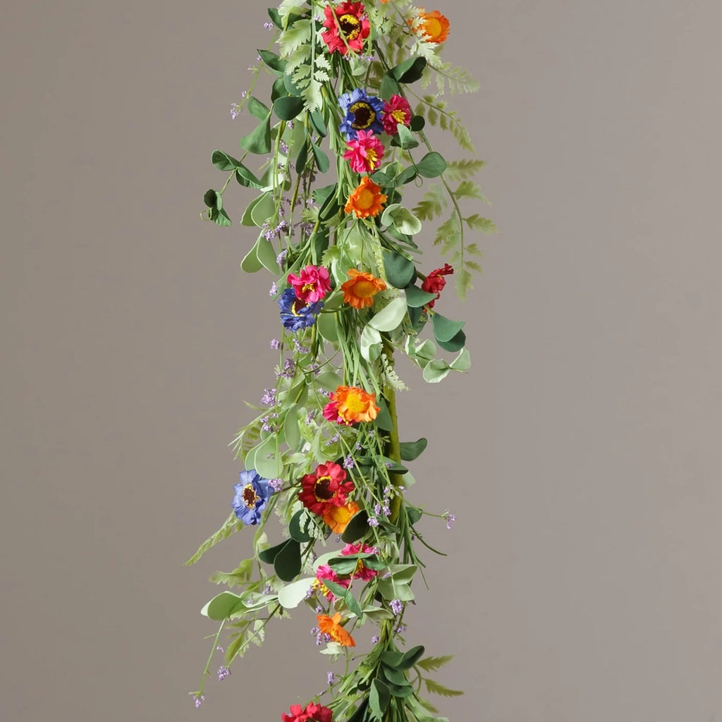 Garland - Assorted Colors Of Daisies, Greens